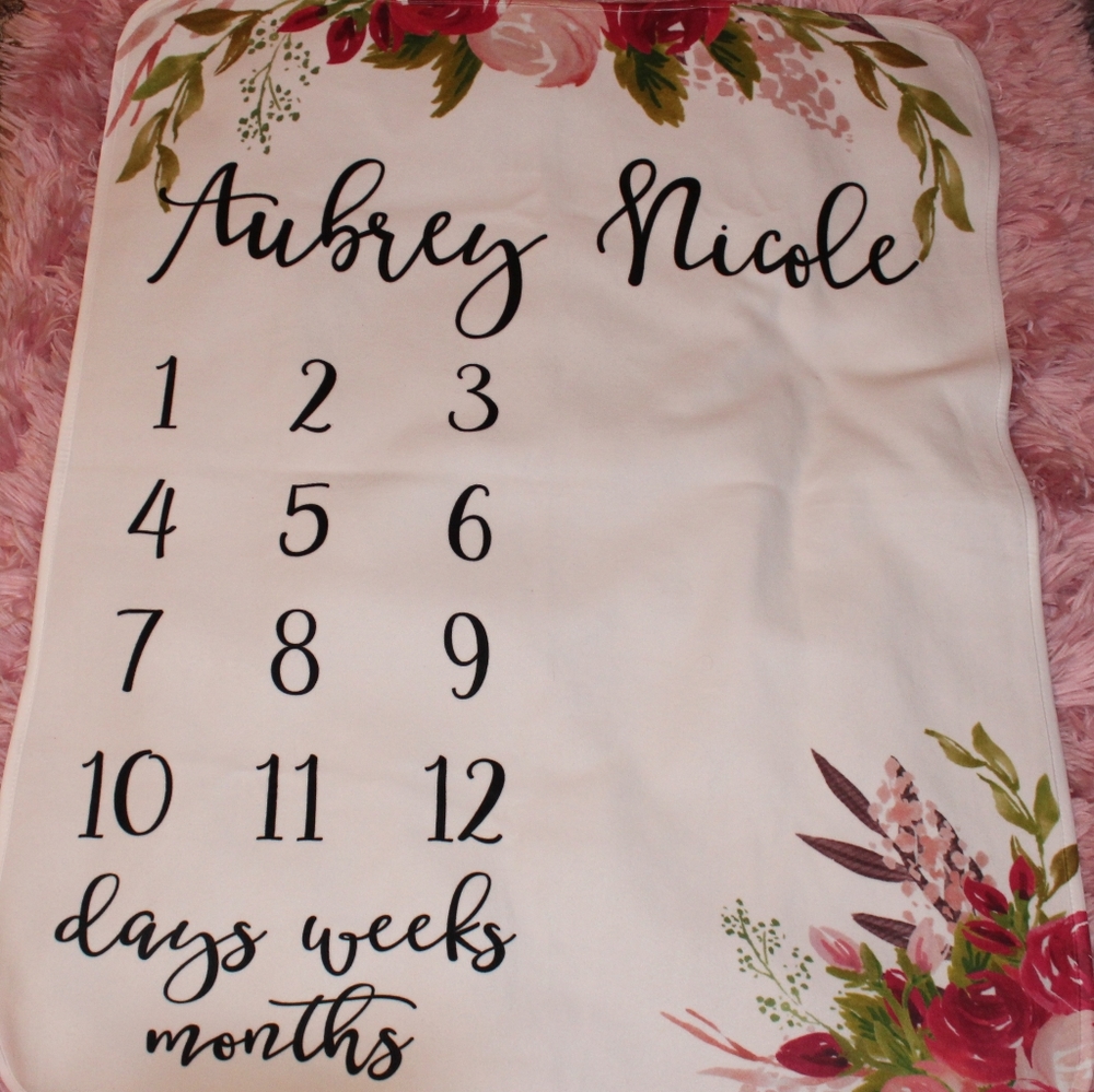 Milestone blanket Aubrey Nicole
